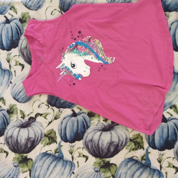 A bundle of two tank tops size 10-12 girls - Picture 2 of 3